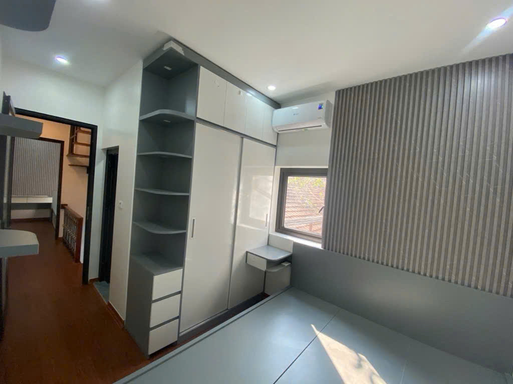 LƯƠNG KHÁNH THIỆN -MẶT NGÕ THÔNG- 10 MẶT ĐƯỜNG ĐÔI 31/33m 5 Tầng. Chỉ 6 tỷ 3x